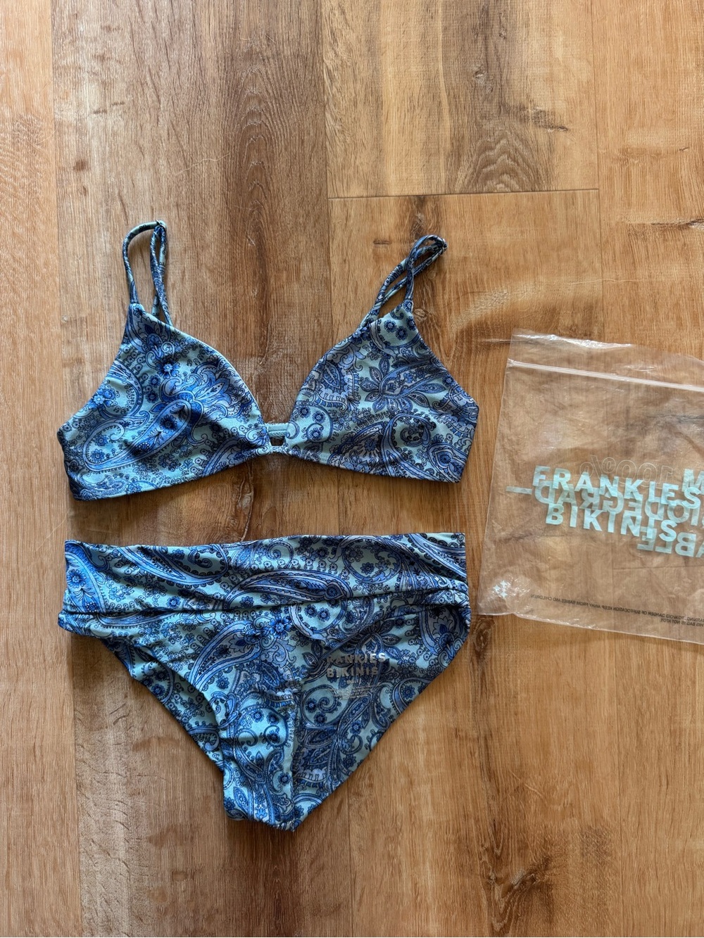 Frankie’s Bikini Set
